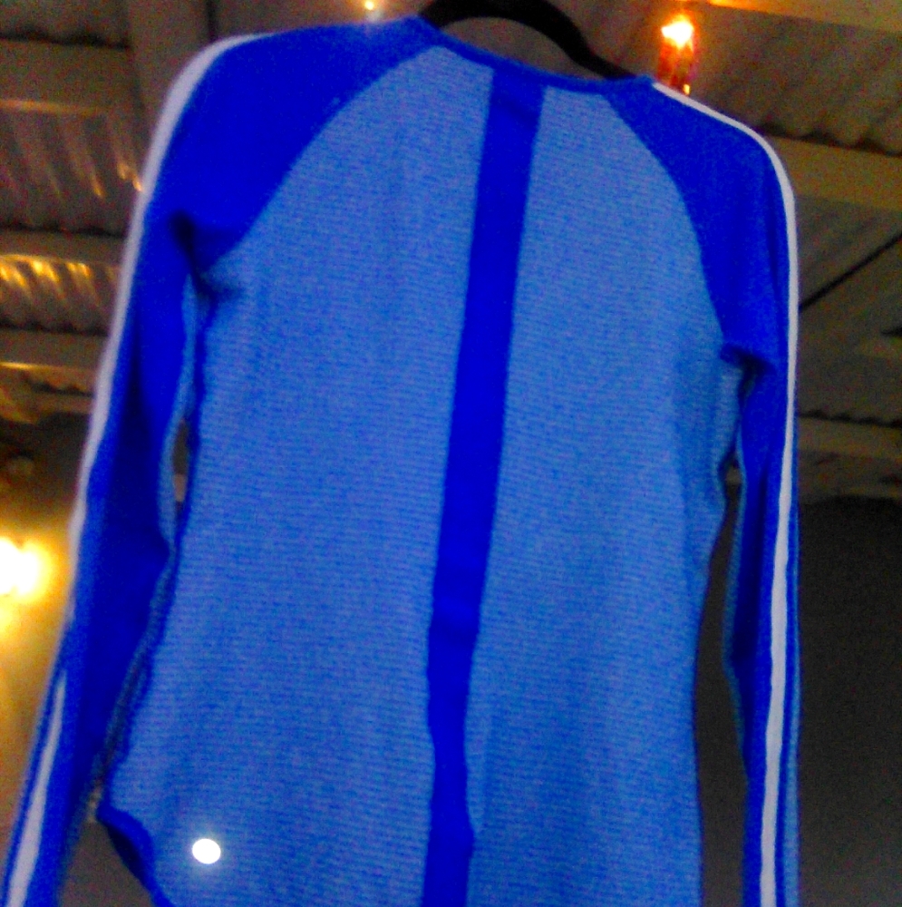 Sz 8 lululemon sweater/LS tee